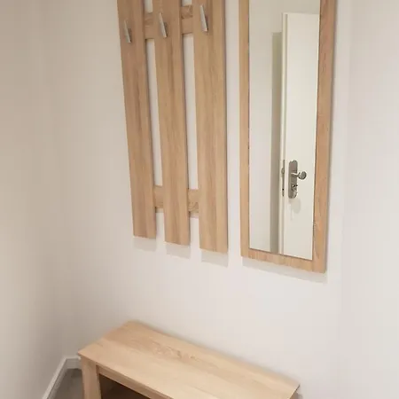 Mit Jacuzzi Naehe Flughafen Koeln Bonn Troisdorf