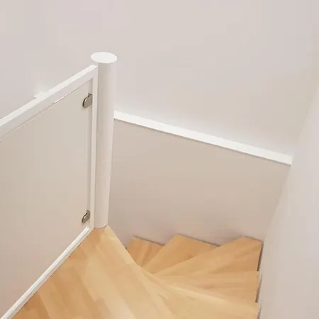 Apartamento Mit Jacuzzi Naehe Flughafen Koeln Bonn