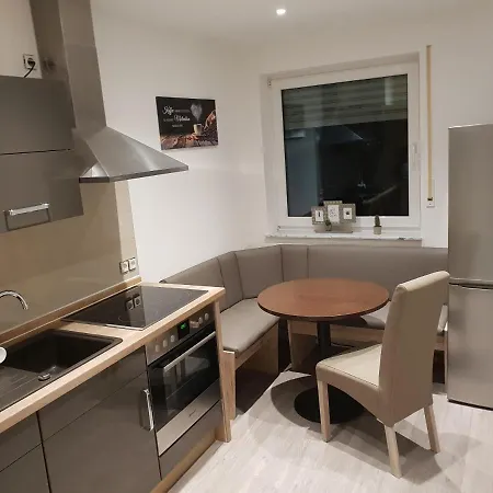 Mit Jacuzzi Naehe Flughafen Koeln Bonn *